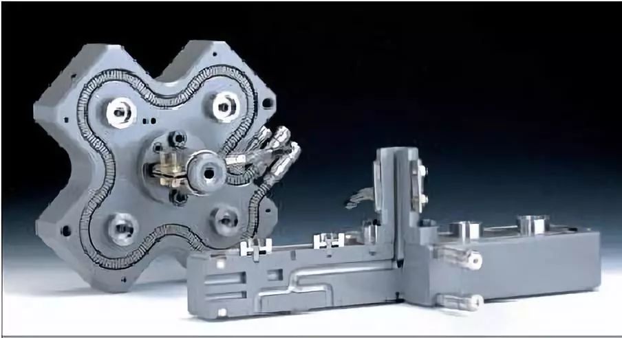 Как повысить точность и консистентность продукции с помощью систем горячего литья