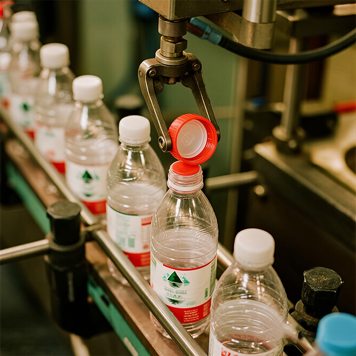 Почему горячие системы необходимы для литья крышки ПЭТ-бутылки под давлением